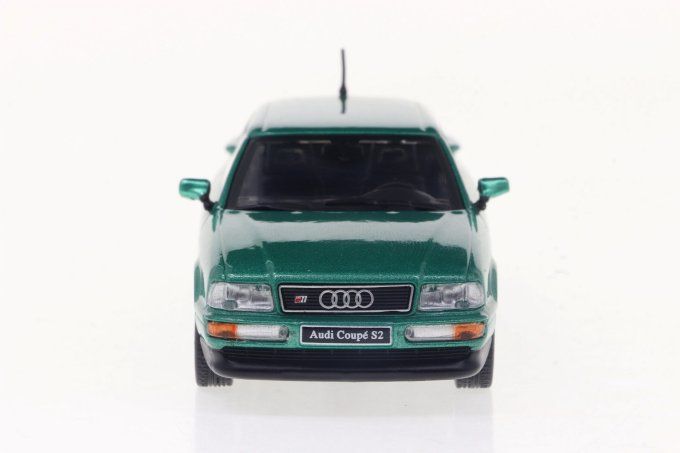 AUDI COUPÉ S2 CRICKETGRÜN 1994