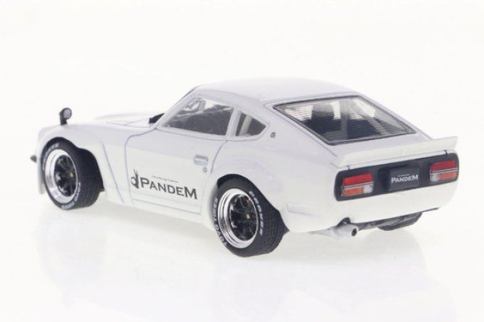 PANDEM 240Z – White – 1973