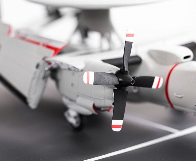 E-2C Hawkeye in 1:72