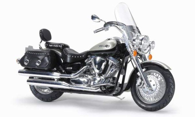 Yamaha XV1600 Road Star Custom