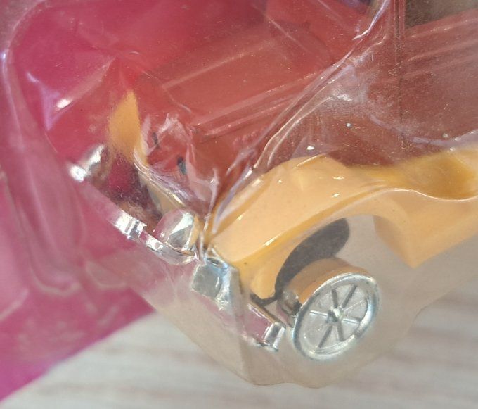 HOLSTEN EDEL NOSTALGIE-TRUCK