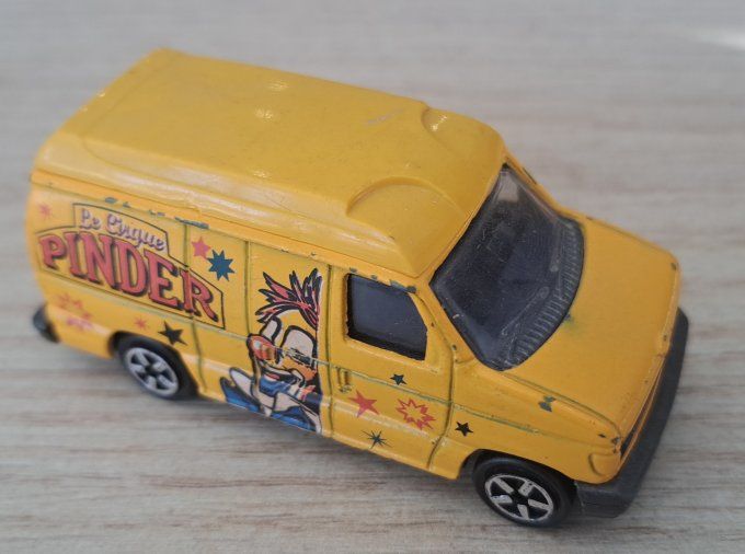 MAJORETTE FORD ECOLNOLINE PINDER  N270/271