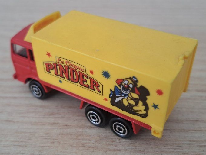 MAJORETTE SAVIEM PINDER 