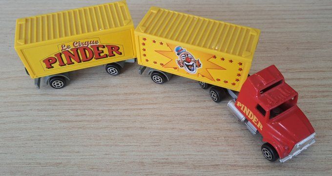 MAJORETTE ENSEMBLE ROUTIER PINDER