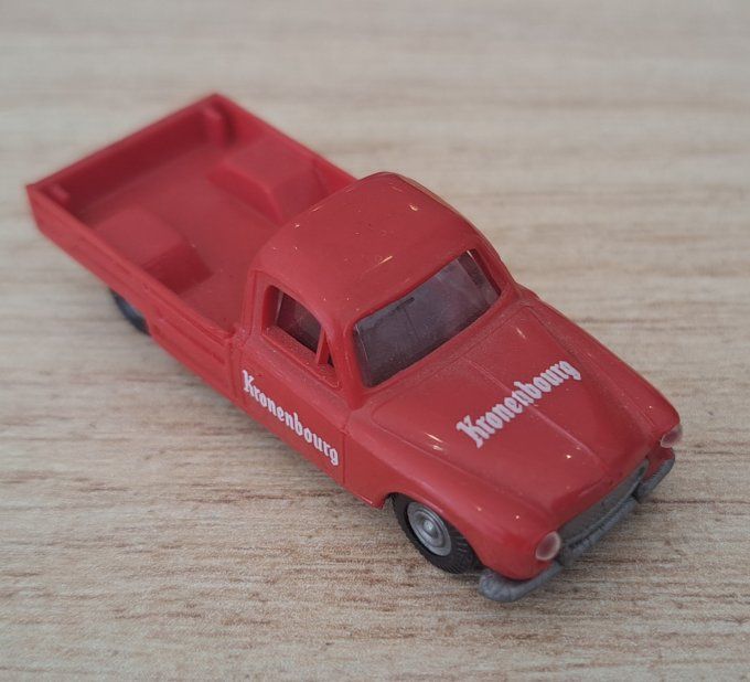 PRALINE PEUGEOT 403 KRONENBOURG