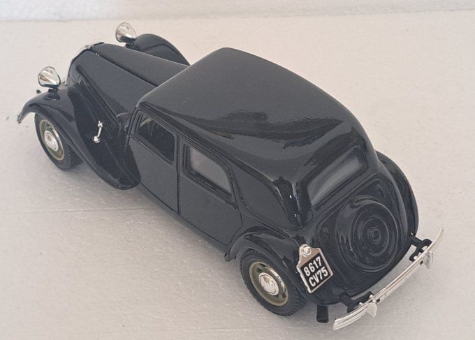 BURAGO CITROEN TA 15 CV - 1/24 eme