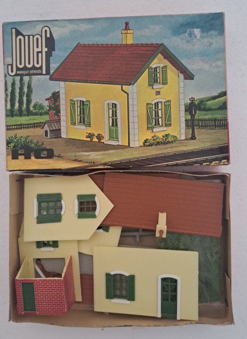 MAISON DE GARDE BARRIERE   JOUEF 1980