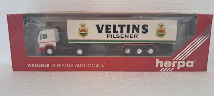 MERCEDES   VELTINS  PILSENER   140522