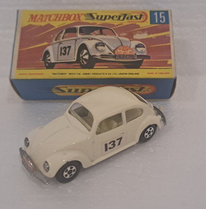 VOLKSWAGEN  SUPERFAST   N°15