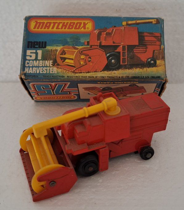 COMBINE HARVESTER   N°51