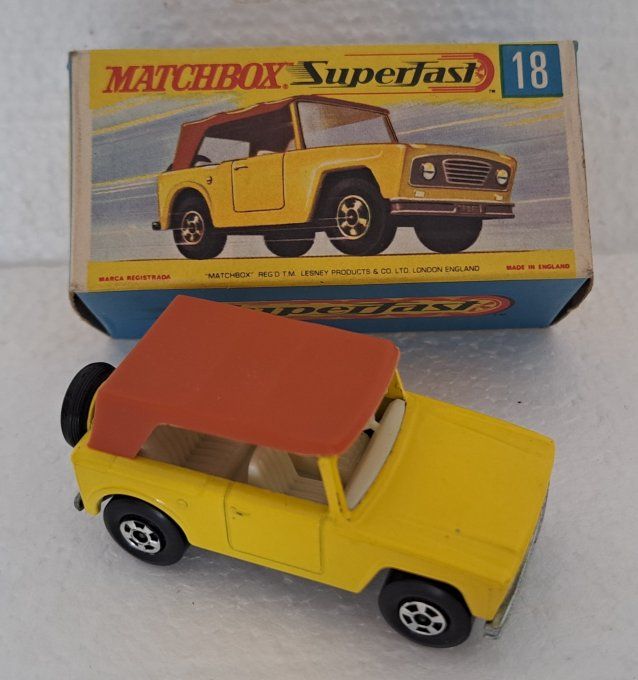 FIELD CAR SUPERFAST N°18