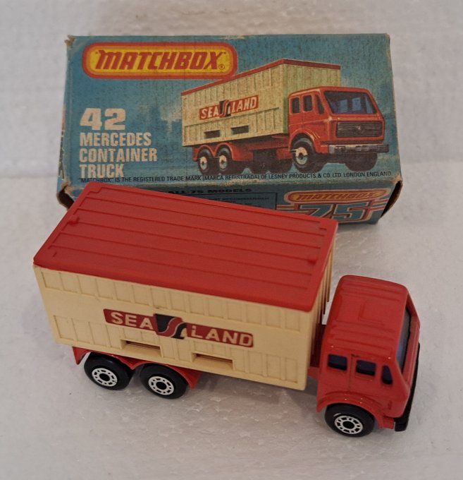 MERCEDES CONTAINER TRUCK  SUPERFAST N°42