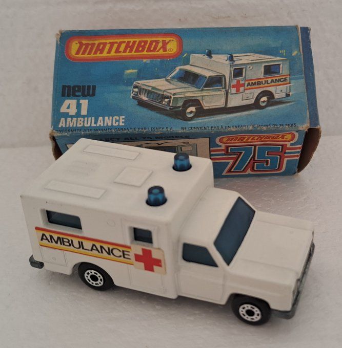 AMBULANCE  SUPERFAST N°41