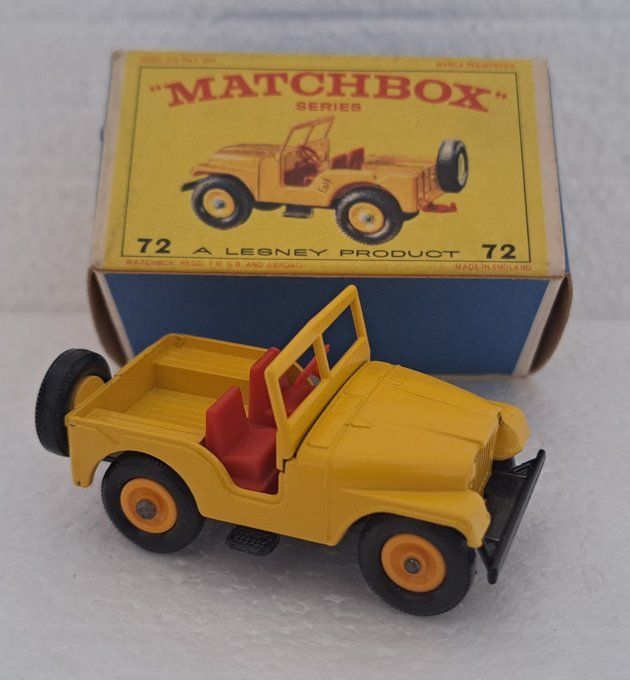 STANDARD JEEP  SERIES N°72