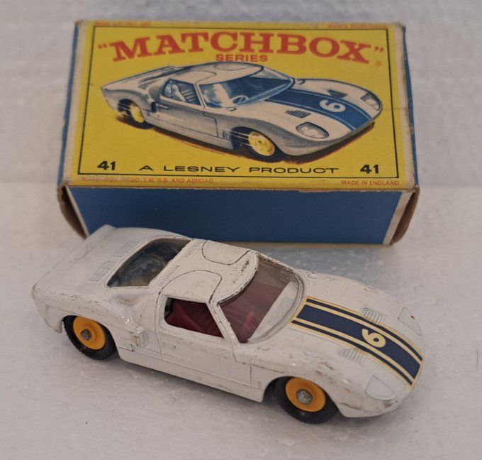 FORD.G.T. RACER   SERIES N°41