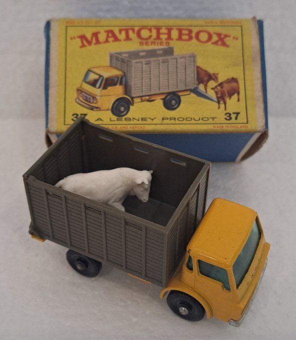 CATTLE TRUCK  SERIES N°37