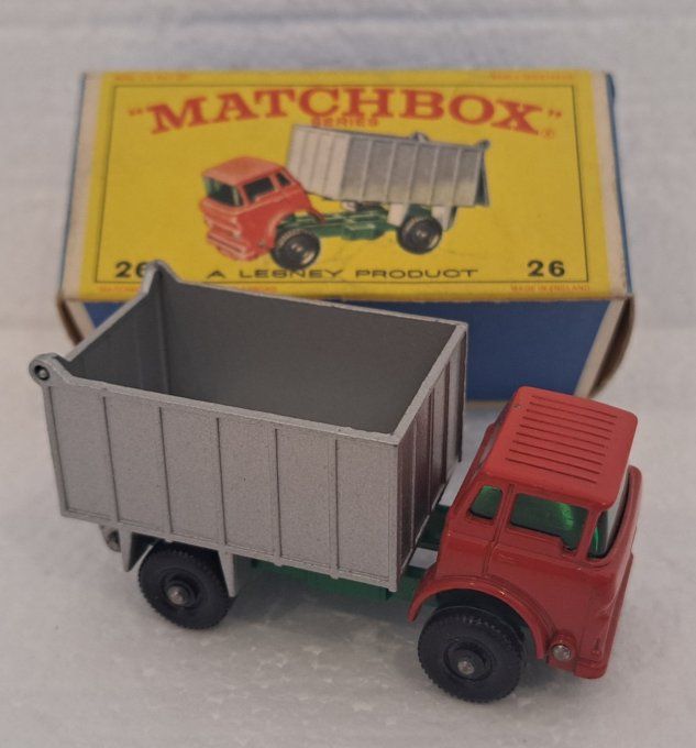 G.M.C. TIPPER TRUCK  SERIES N°26
