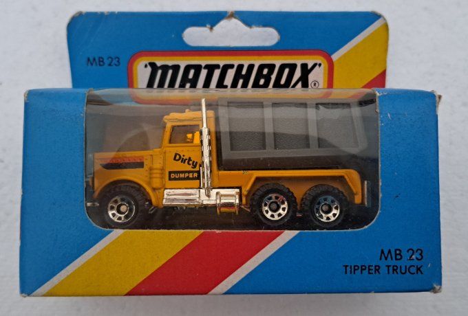 PETERBILT TIPPER TRUCK MB23