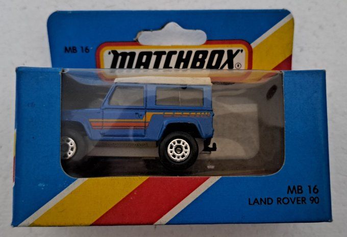 LAND ROVER 90   MB16