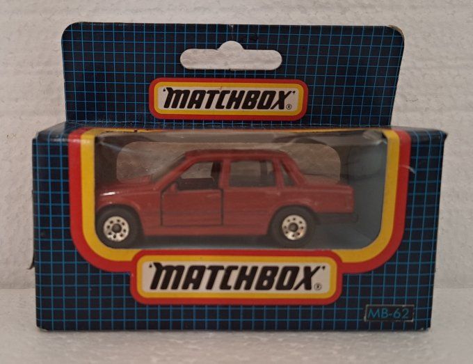 VOLVO 760 GLE    MB62
