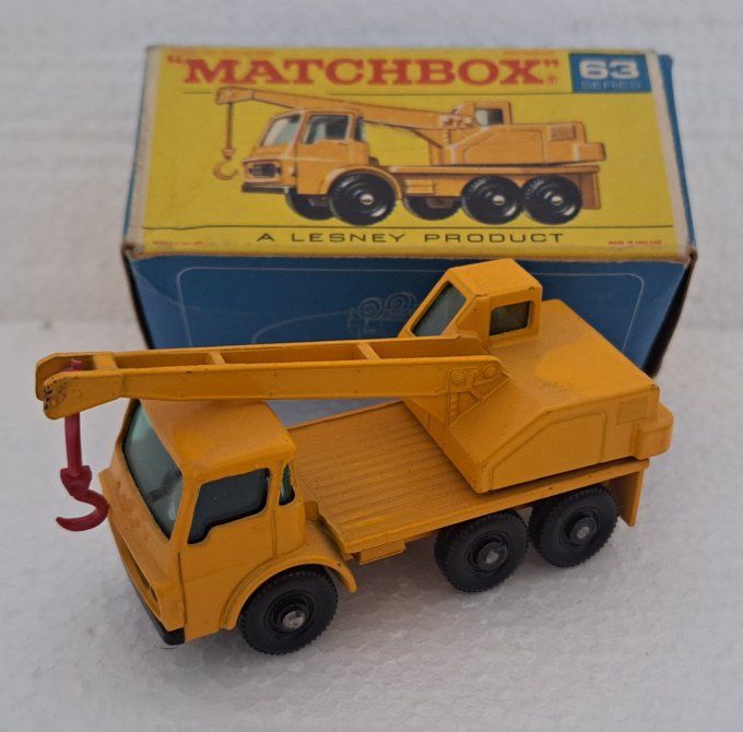 DODGE CRANE TRUCK   N°63