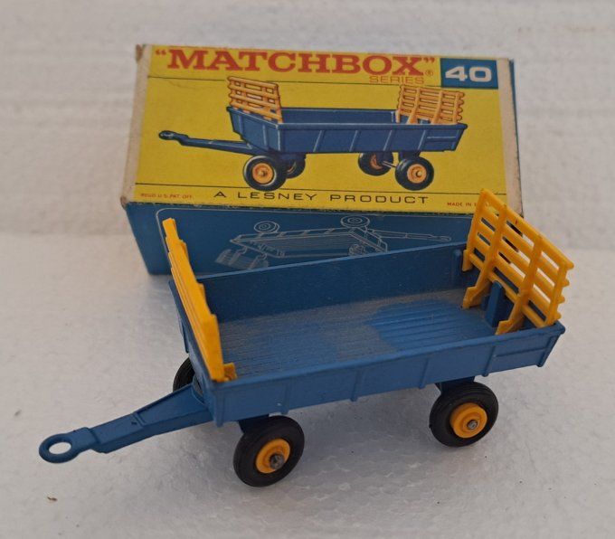 HAY TRAILER   N°40
