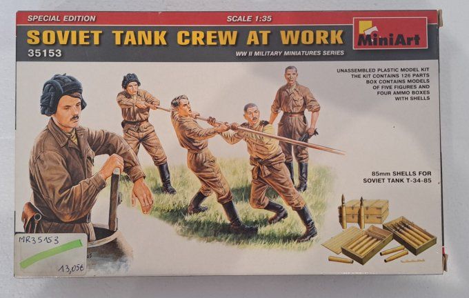 EQUIPAGE CHAR SOVIETIQUE EN ACTIVITE  1/35