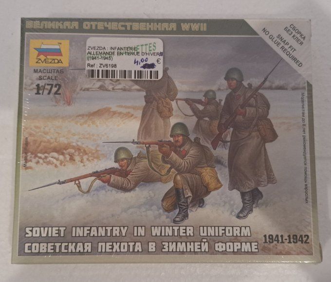 INFANTERIE SOVIETIQUE EN TENUE D'HIVER       1/72