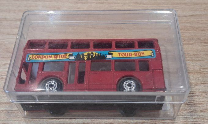 LEYLAN TITAN   LONDON TOUR  BUS    N°24