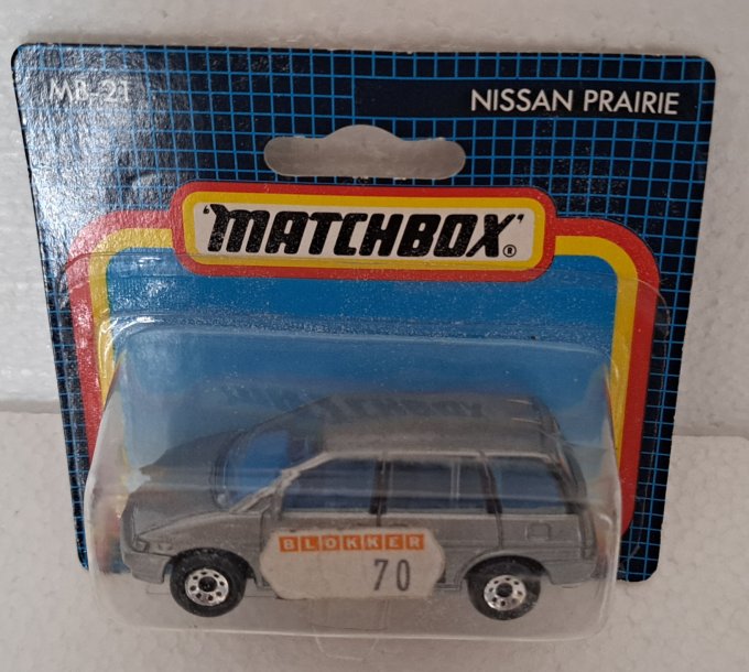 NISSAN PRAIRIE   N°21