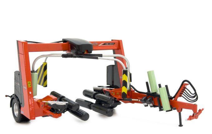 Enrubanneuse de balles carrées KUHN SW4014