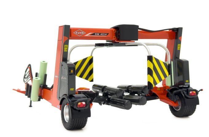 Enrubanneuse de balles carrées KUHN SW4014