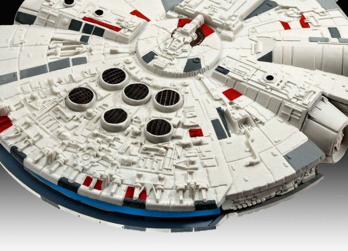 Millennium Falcon in 1:241
