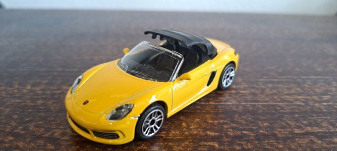 PORSCHE 718 BOXSTER
