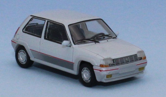 Renault 5 GT Turbo phase 1, white panda, 1985