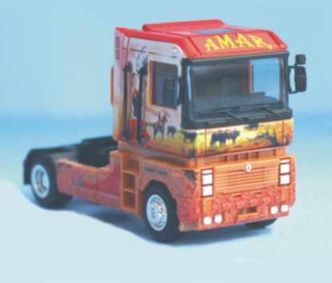 Tracteur 2 essieux Renault Magnum du Cirque Amar, décor Espagne, affecté à la remorque caisse