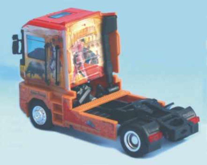 Tracteur 2 essieux Renault Magnum du Cirque Amar, décor Espagne, affecté à la remorque caisse