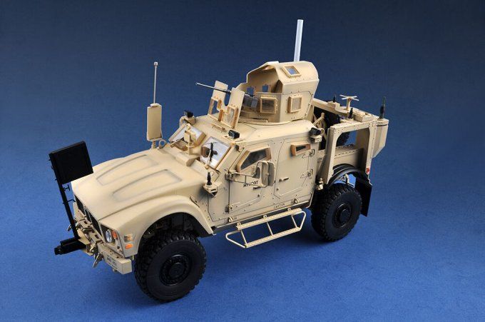 US M1240 M-ATV MRAP in 1/72 