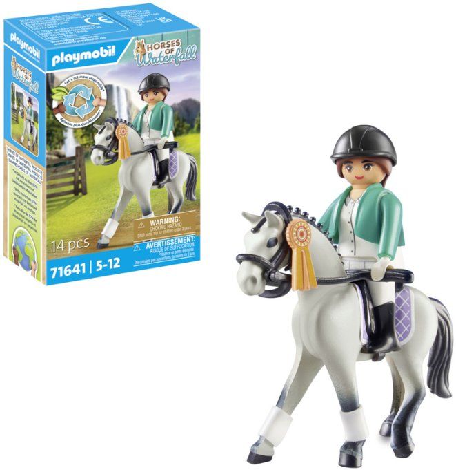 CHAMPIONNE D EQUITATION