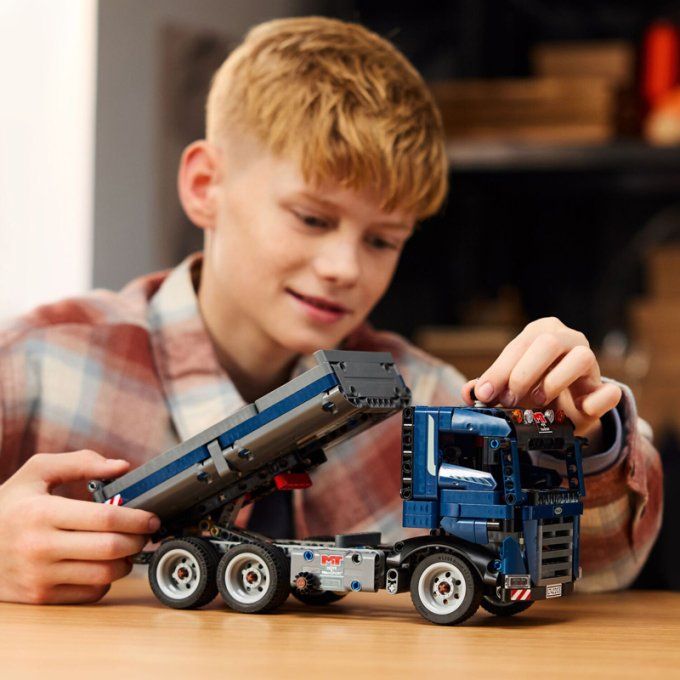 TIPPING DUMP TRUCK TECHNIC