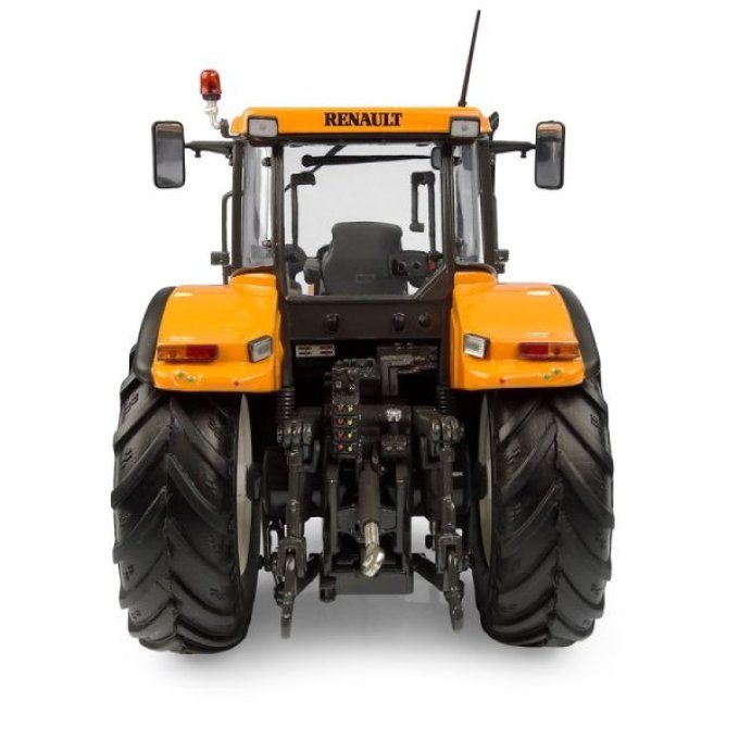 RENAULT Ares 816 RZ avec masse avant