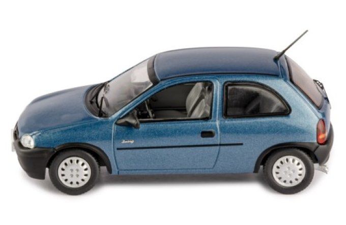 OPEL CORSA B SWING 1995 VERT METALLISE
