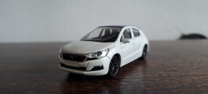 DS4