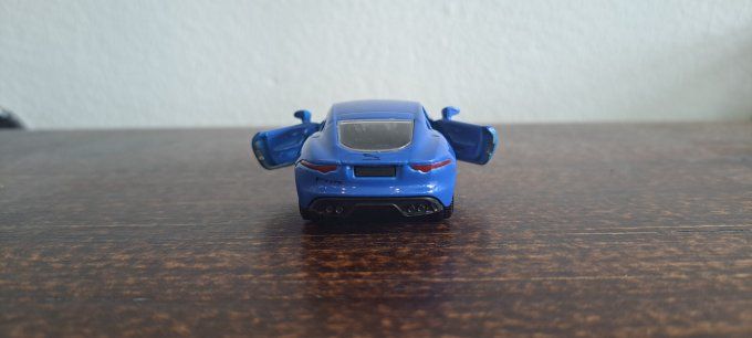 JAGUAR F TYPE 