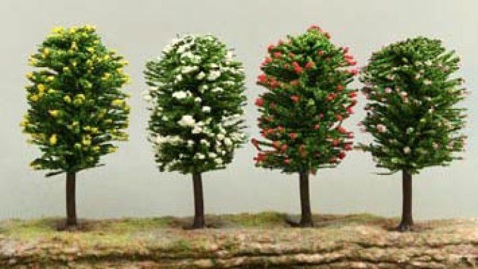 4 arbres feuillu fleurie 10 cm