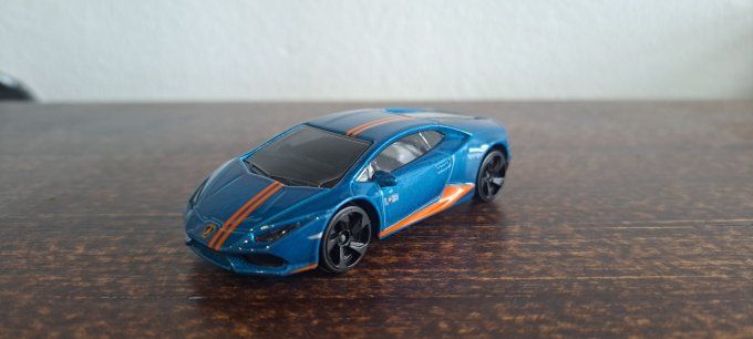LAMBORGHINI HURACAN LP 610-4