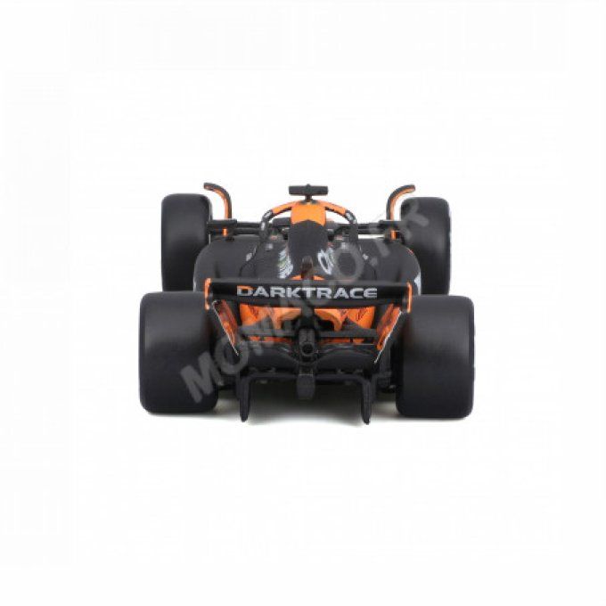 MCLAREN F1 MCL38 MERCEDES TEAM MCLAREN 81 OSCAR PIASTRI 2024 (PACKAGING PREMIUM AVEC CASQUE)