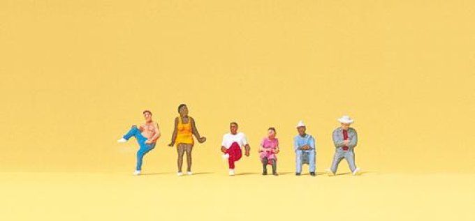 assis sur les marches