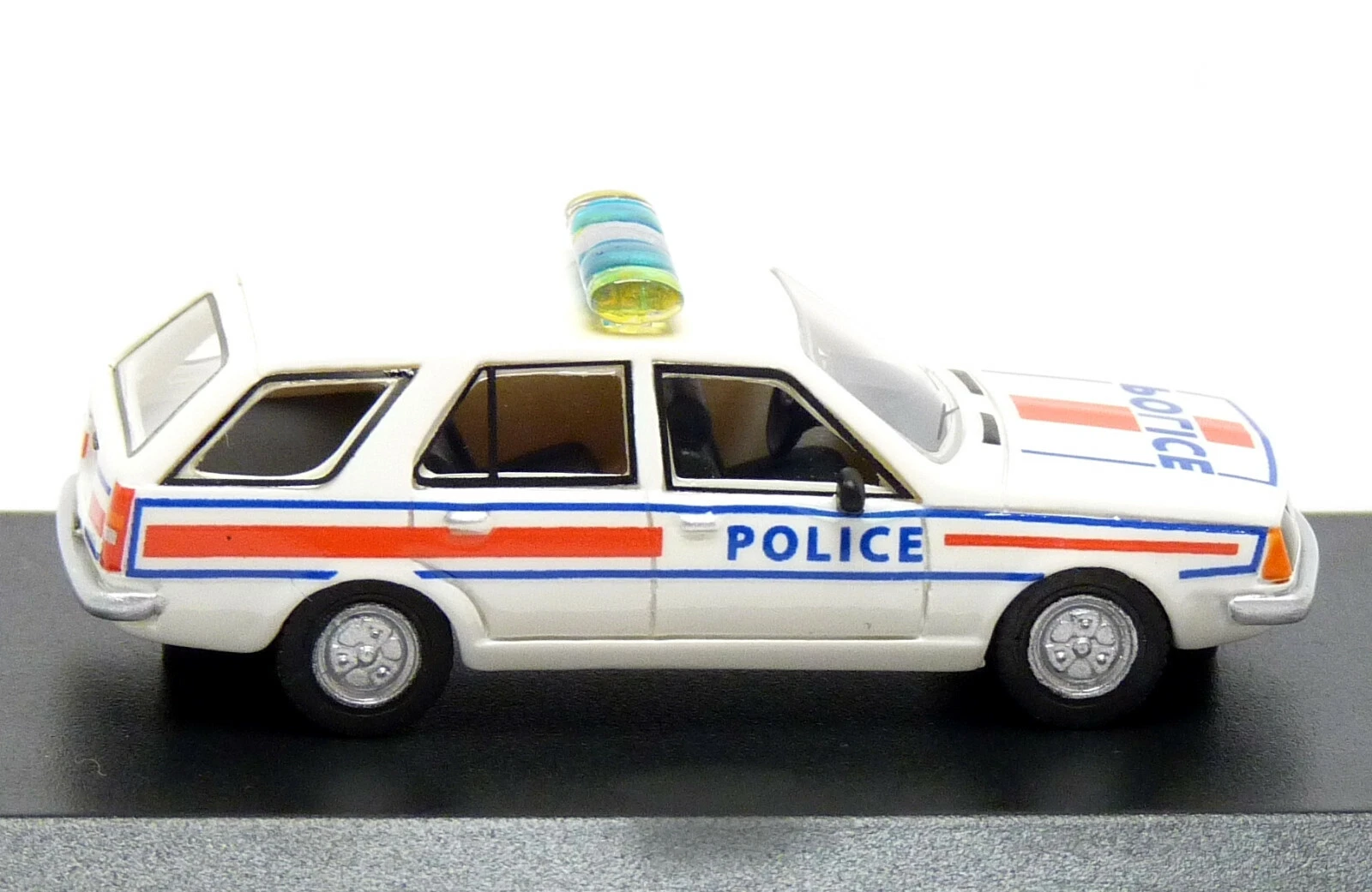 Renault 18 break Police