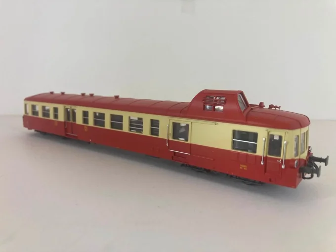 SNCF AUTORAIL X 3800 PICASSO